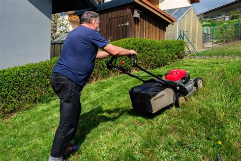 honda  stop manufacturing  gas powered lawn mowers