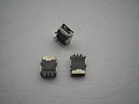 Mini USB 5 Pin Dişi soketli konnektör 180 Derece lot başına 300 adet