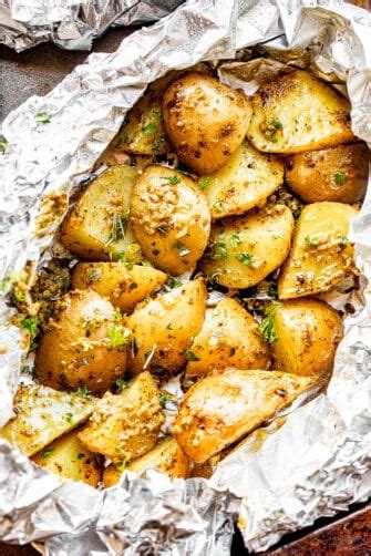 Basil Pesto Grilled Potatoes In Foil How To Grill Potatoes