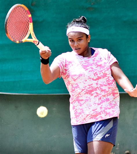 Githmi clinches Under 14 girls’ singles title – The Island