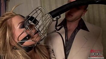 Nena Desnuda Tratada Como Un Perro XVIDEOS