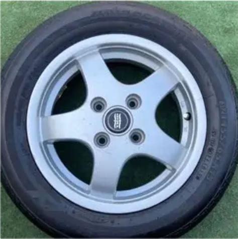 BRIDGESTONE NEXTRYラジアル+BS TRIP 軽