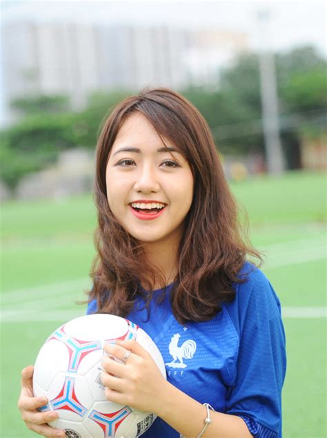 Hot girl Quỳnh Anh đặt cửa vô địch cho Pháp