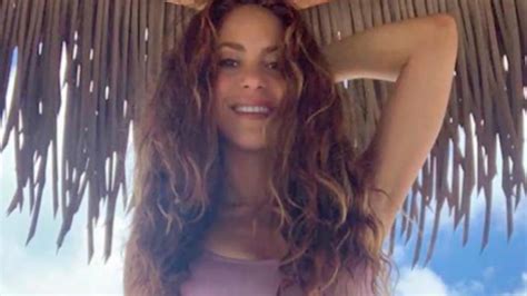 Shakira Macht Ihre Fans Mit Bikini Schnappschuss So Richtig Neidisch