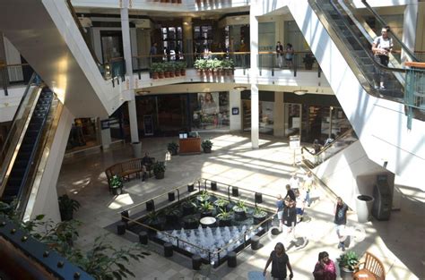 10 BEST shops at Pioneer Place Mall (Portland) - CityBOP