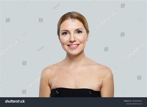 Mature Model Woman Studio Portrait Beauty Stock Photo 2516781611 Shutterstock