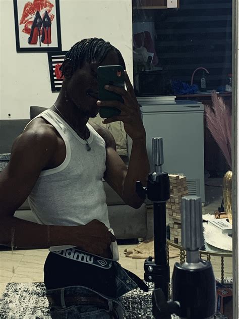 NAKED WEAPON 56 Pics XHamster