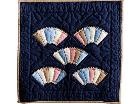 Amish Colors Quilts Amish Country Quilts