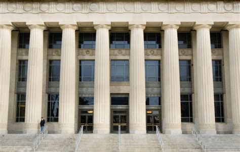 Top Myths About College Admissions – Part 1