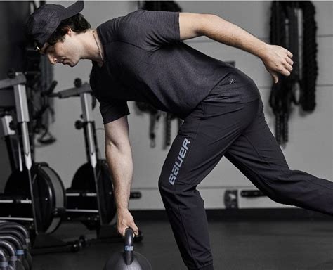 Pin By MNWildGirl On Ice Hockey Babes Hot Hockey Players Hockey Players Hockey Humor