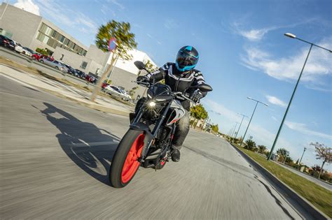 Yamaha MT-03 Test 2020
