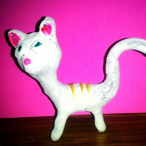 Кошка из пластилина