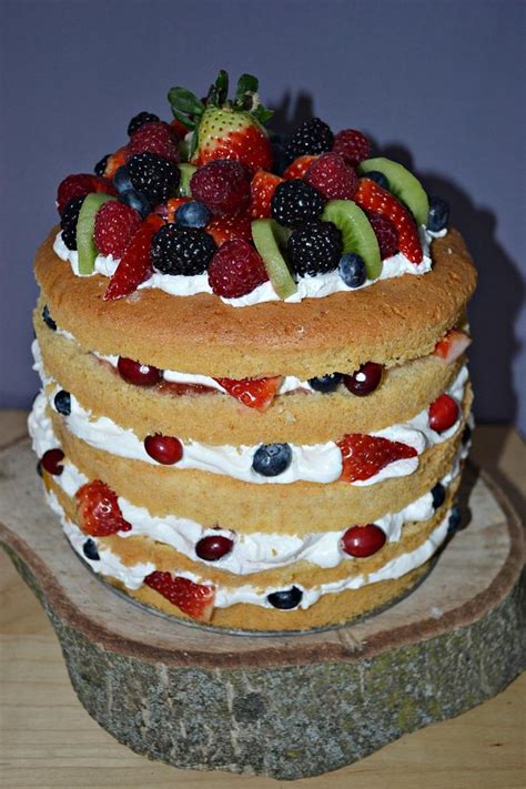 Naked Fruit Cake Decorated Cake By Martina CakesDecor