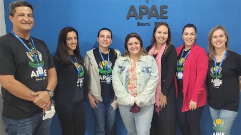 A Residência Inclusiva da APAE Bauru recebe visita do CREAS de Brodowski