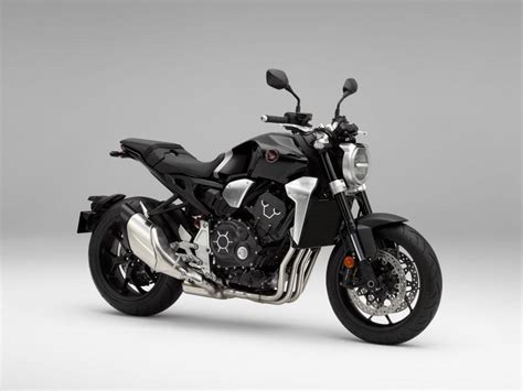 Big Naked And Slightly Retro New Honda CB1000R Lands In Australia And It S Quicker Than A