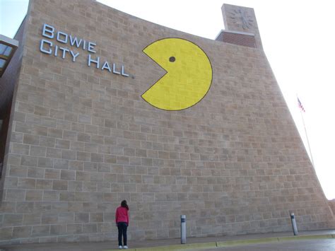 Bowie Living Pac Man Graffiti Artist Takes On City Hall