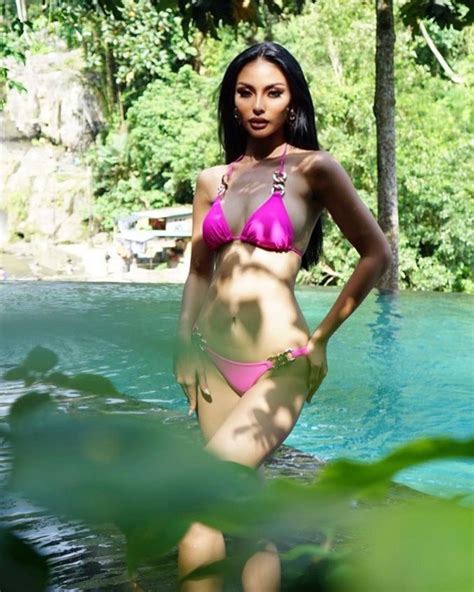 Th Sinh Hoa H U H A B Nh Tr Nh Di N Bikini