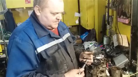 Гремит цепь ГРМ на Ниве/Шниве. Меняем гидронатяжитель на обычный - YouTube