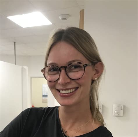 Laura POLTORATZKY Masseur kinésithérapeute à Montpellier