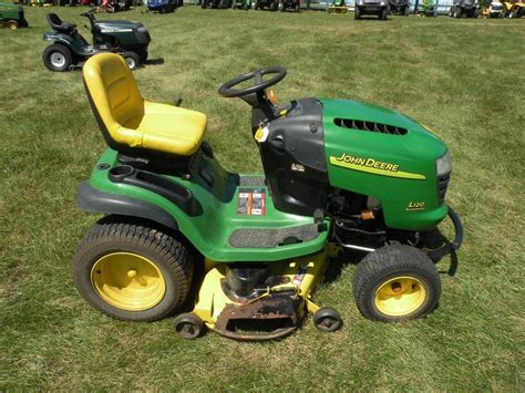 John Deere L120 W48 Deck