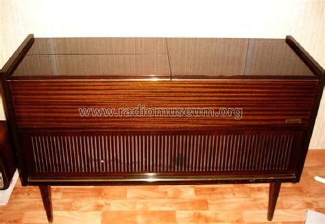 Stereo Konzertschrank KS450WE Ch HF50 Radio Grundig Radio