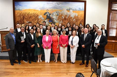 Reconoce SEyD A Estudiantes Ganadores Del Concurso Internacional The