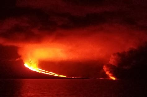 Evac An A Personas Por Erupci N De Volc N En Ecuador