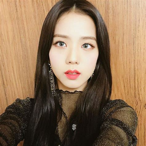 Blackpink Jisoo Kpop Selca Blackpink Jisoo Blackpink Black Pink