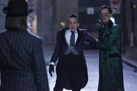 Gotham Jim Gordon Gets His Signature Mustache In New Photos From The