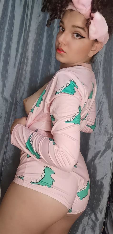 Just A Pajama Nudes Nsfwoutfits NUDE PICS ORG