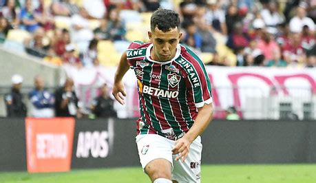 Leo Fern Ndez Deixa O Fluminense E Seguir Para O Pe Aroljogada