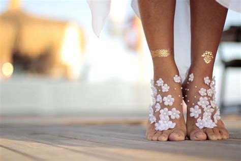 Barefoot Sandal The Flowers Bloom On The Foot Beach Wedding Barefoot Sandal Nude Shoes