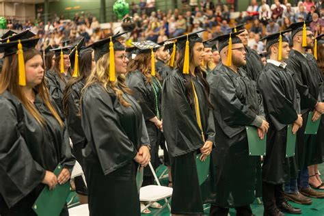 Ohio University Chillicothe celebrates graduates