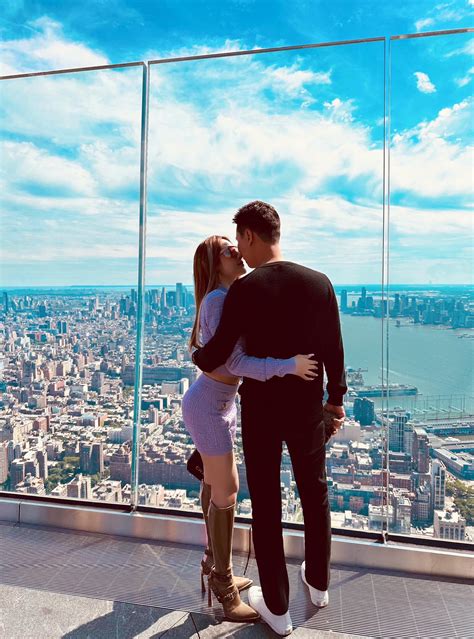 Cuộc sống như bà hoàng của hot girl một thời Huyền Baby