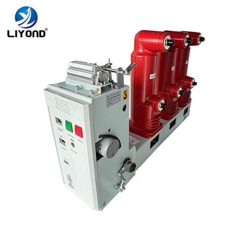 Side Mounted Circuit Breaker For 24kv High Voltage