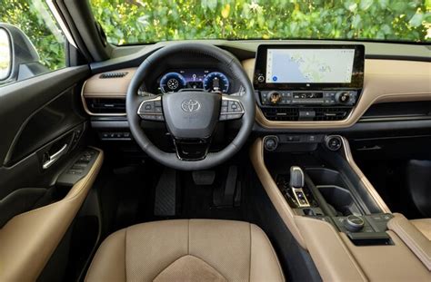 2024 Mazda CX-90 vs. 2024 Toyota Grand Highlander: Head to Head | U.S. News