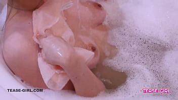 Beautiful Brunette Teen Student Washes Her Body Xnxx