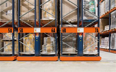 Movirack Mobile Racking | Mobile Pallet Racking - Mecalux.co.uk