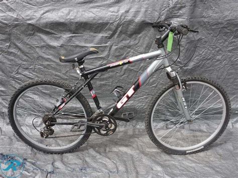 Gt Avalanche 30 Front Suspension Mountain Bicycle Roller Auctions
