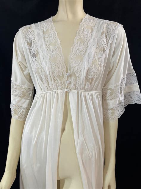 Vintage Lingerie Robe With Lace Gem
