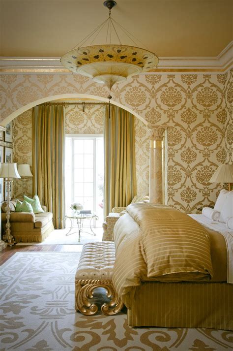 15 Luxurious Gold Bedroom Design Ideas - Decoration Love