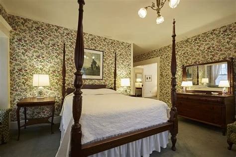 The Red Lion Inn review, Stockbridge Massachusetts