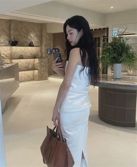 Th D Ng V I Bikini M Nh N P Nh T Th Gi I L Chi Ti T Kh C H N N M Tr C