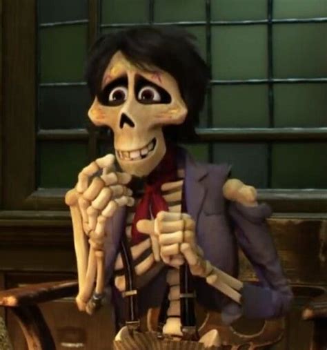 Hector the very cute skeleton dork with a cute smile from Coco | Disney ...