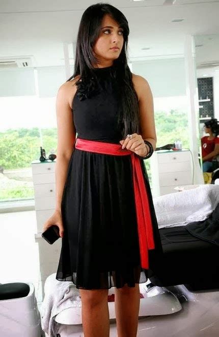 Anushka Sexy Hot Pictures In Damarukam Movie Spicy Ammayi