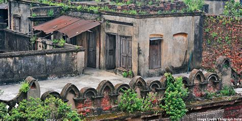 How Are Century Old ‘mess Baris Of Kolkata Doing