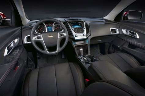 2017 Chevrolet Equinox Pictures 278 Photos Edmunds