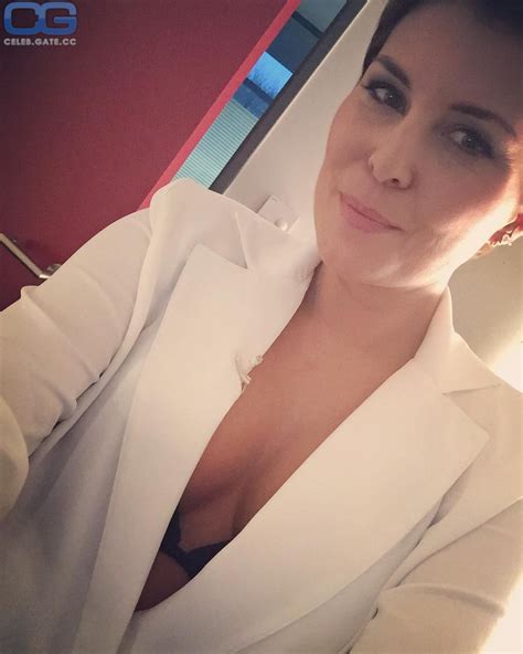 Vanessa Blumhagen Nude Pictures Photos Playboy Naked Topless Fappening