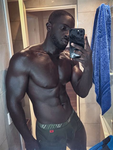 Hot Dudes Good Mood On Twitter Rt Codyxxv Its Getting Hot Here