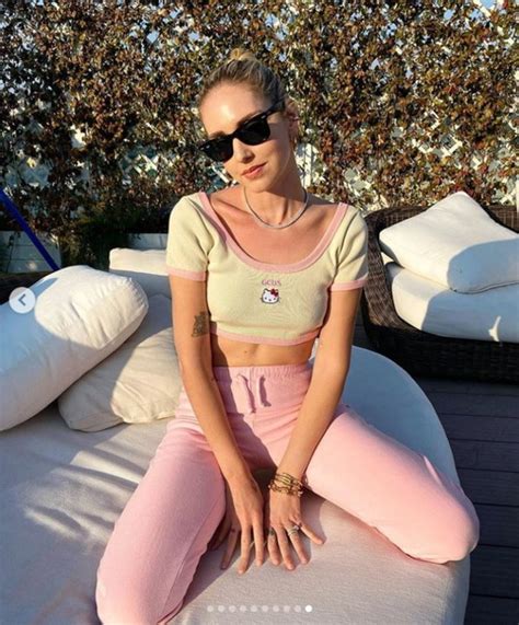 Belen Rodriguez In Bikini Fa Sognare I Follower Tgcom24